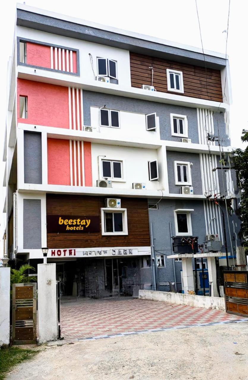 Beestay Hotels Elite Park Tirupati Extérieur photo